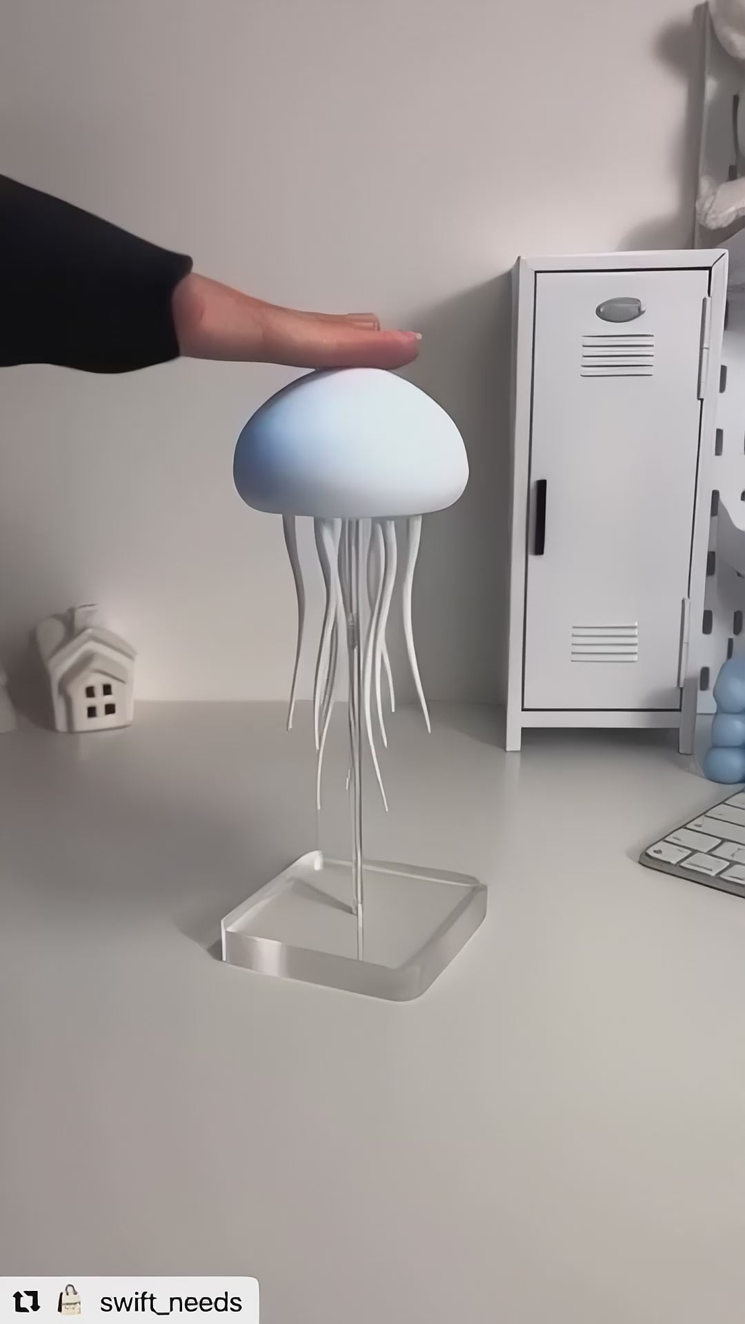 Lampe Méduse 3D – Veilleuse LED Multicolore Apaisante